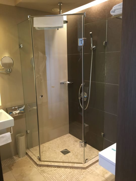 F Golden Tulip Ana Dome Hotel