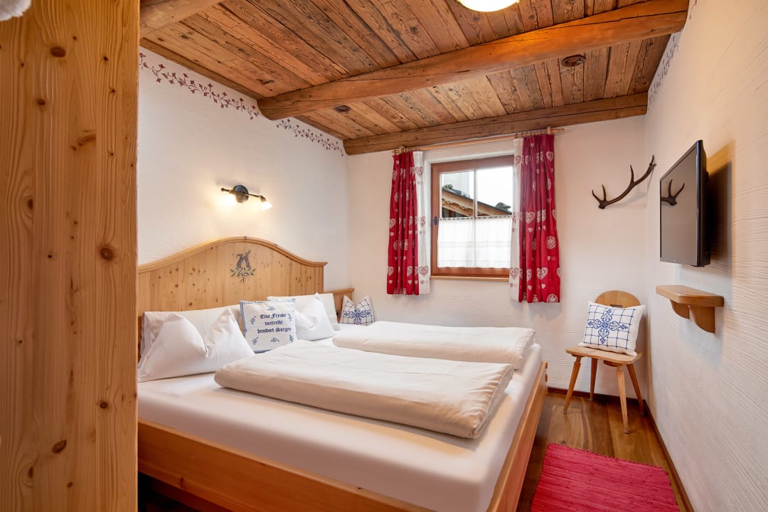 Zimmer Almdorf Flachau