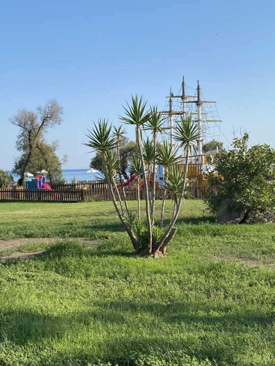 Außenansicht Domes Aulūs Zante, Autograph Collection