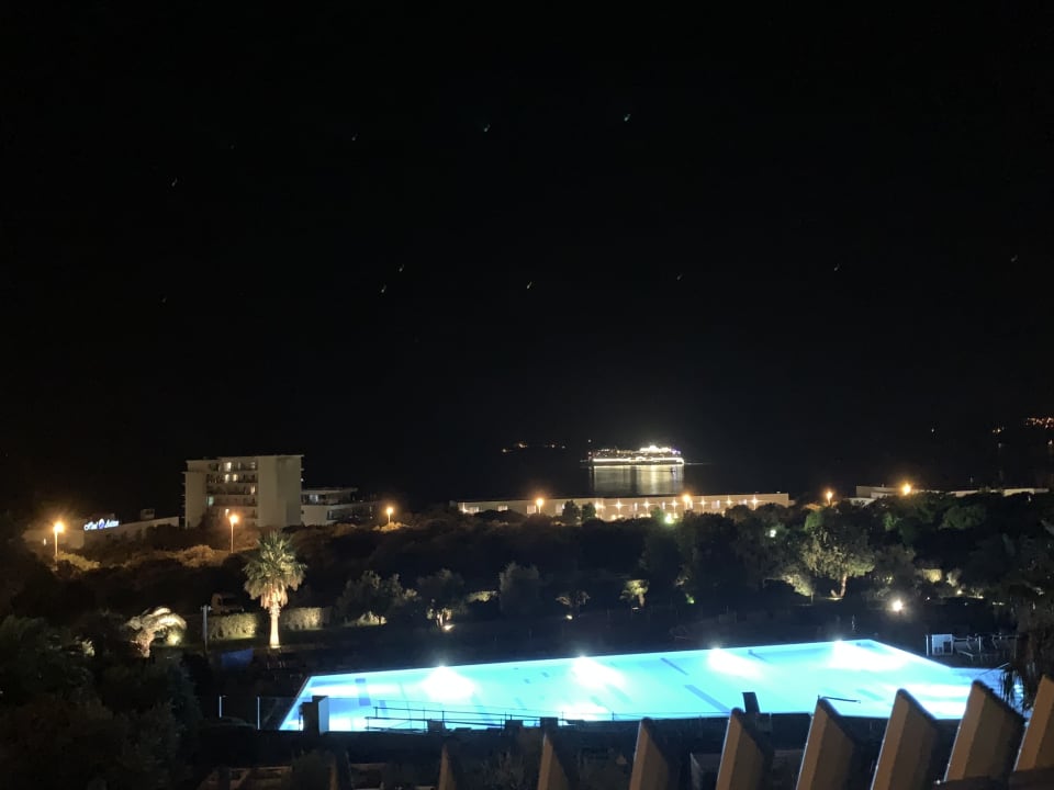 Pool Valamar Lacroma Hotel