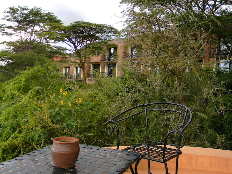 Sitzplatz mit Aussicht Hotel Serengeti Sopa Lodge