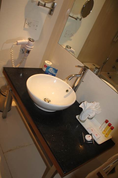 Badezimmer Hotel Ramada Jaipur