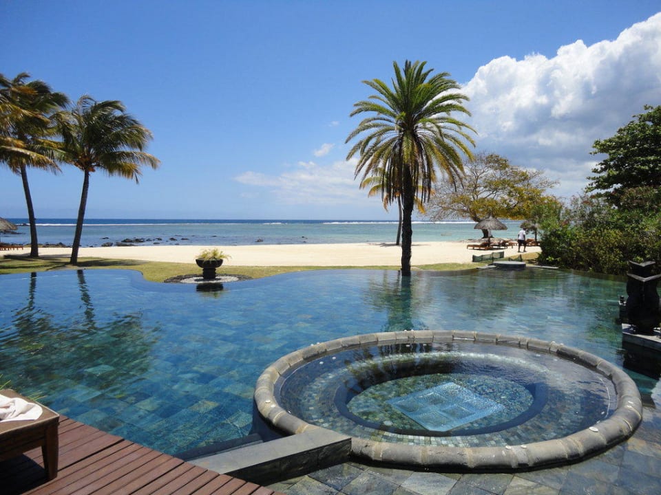 Hauptpool Shanti Maurice Resort & Spa