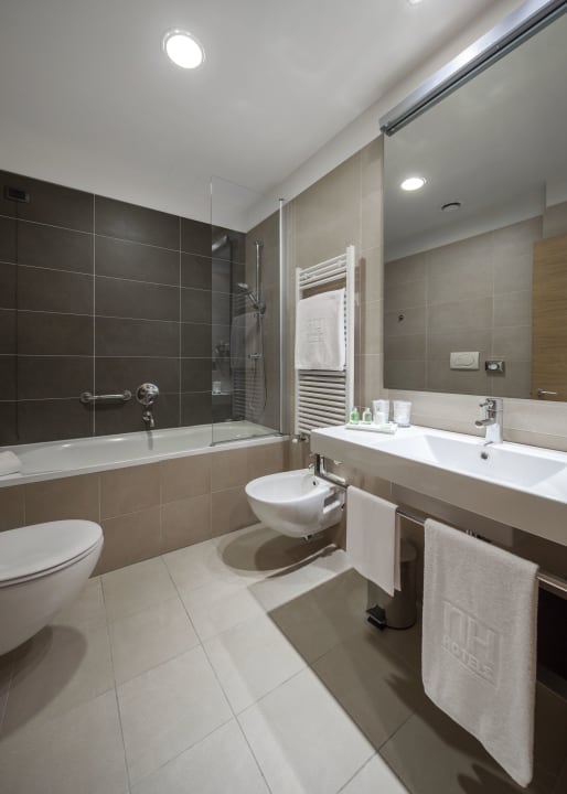 Zimmer AC Hotel by Marriott Milan Sesto