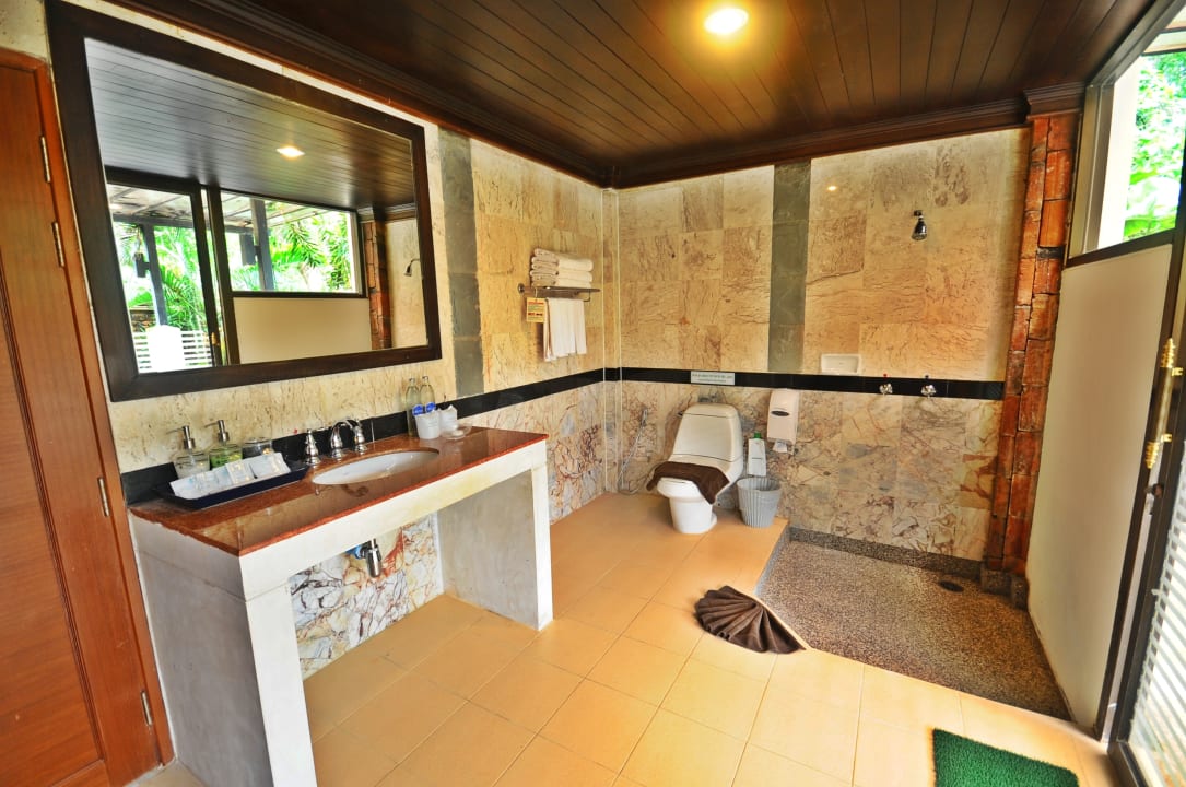 Zimmer Hotel Lanta Sand Resort & Spa