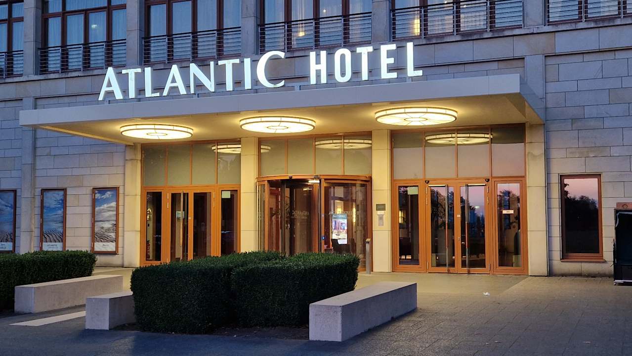 Außenansicht ATLANTIC Hotel Wilhelmshaven