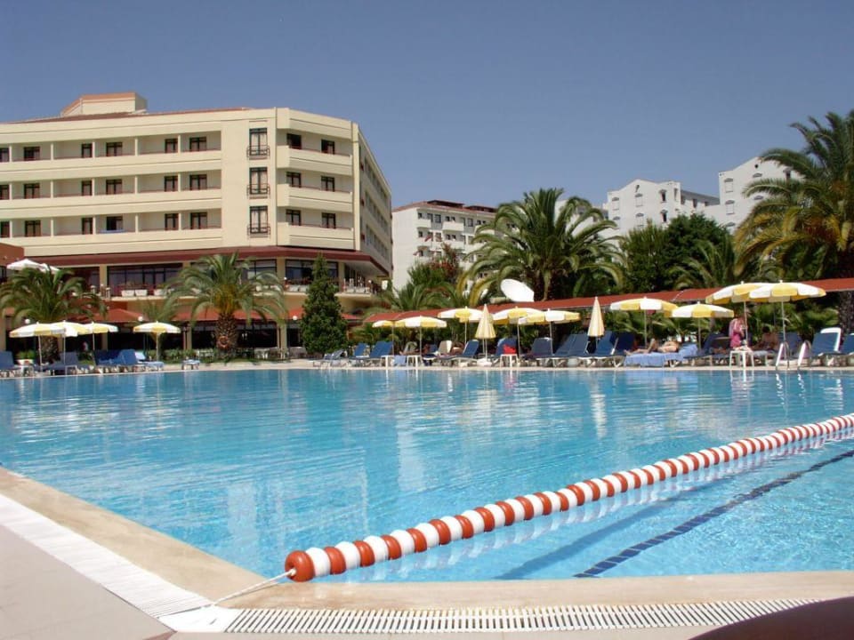 Miramare Beach Hotel von Poolansicht Hotel Miramare Beach