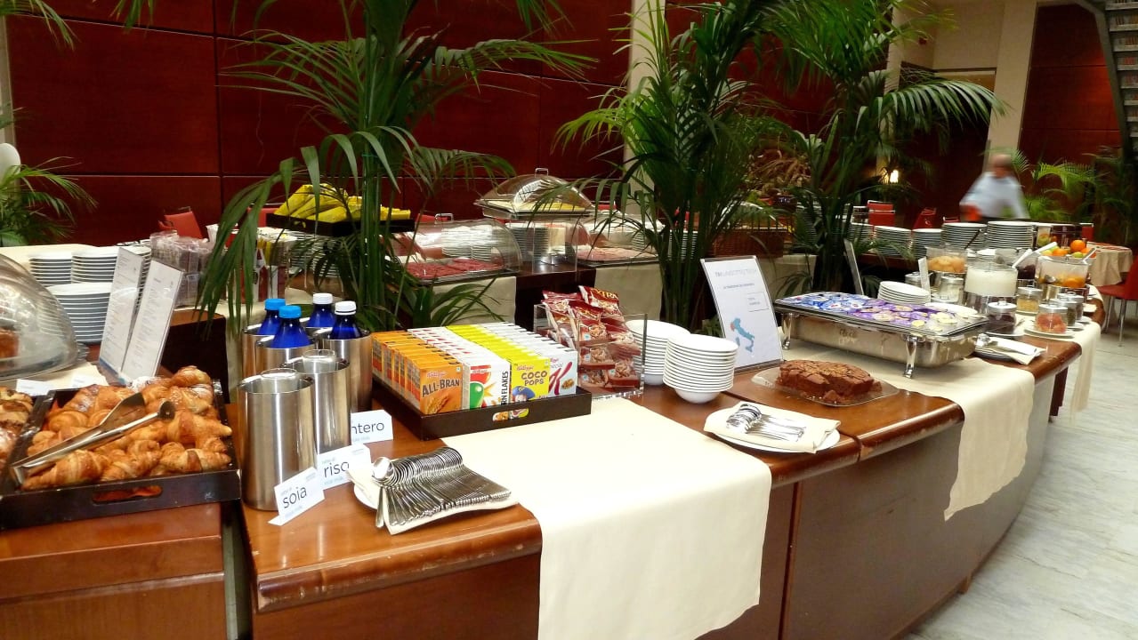 NH Torino Lingotto Tech... DoubleTree by Hilton Turin Lingotto