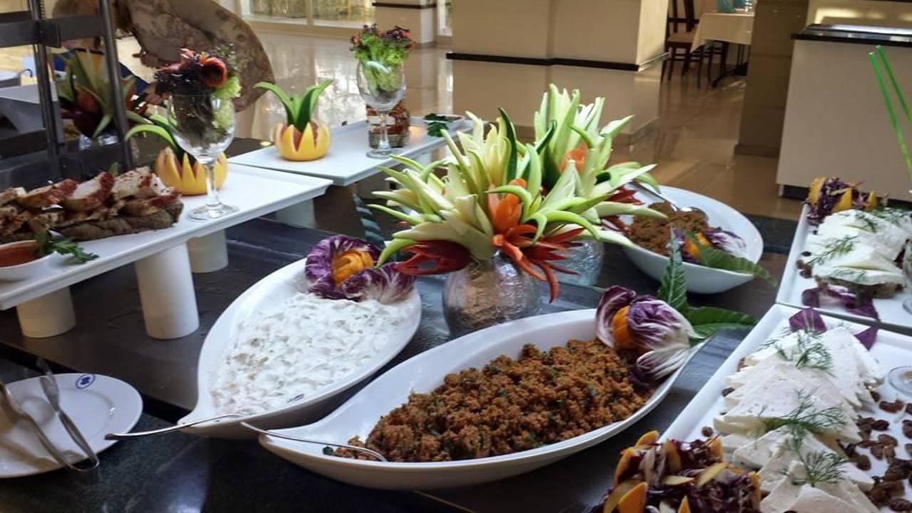 Büffet Hotel Süral Resort