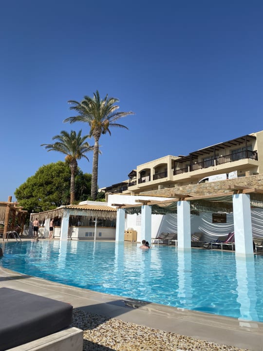Pool Seaside A Lifestyle Resort