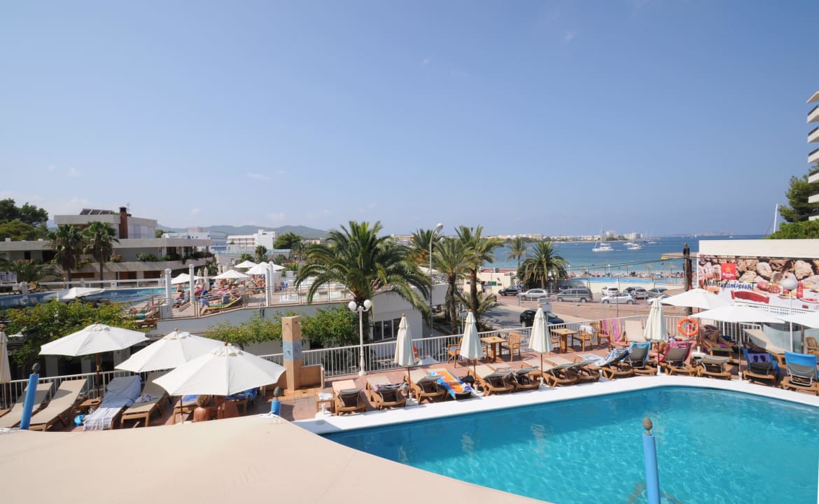 Schwimmbad Hotel Osiris