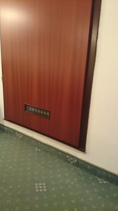 Eingang ins Bad Hotel Schwarzes Rössl