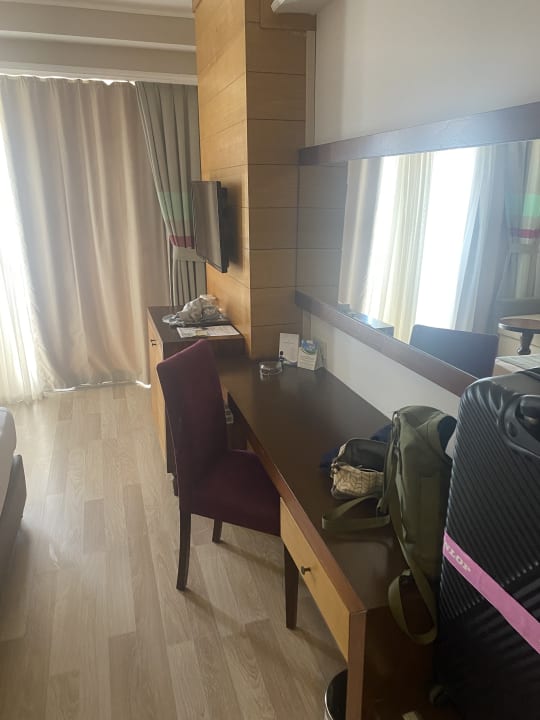 Zimmer Dream World Aqua Hotel