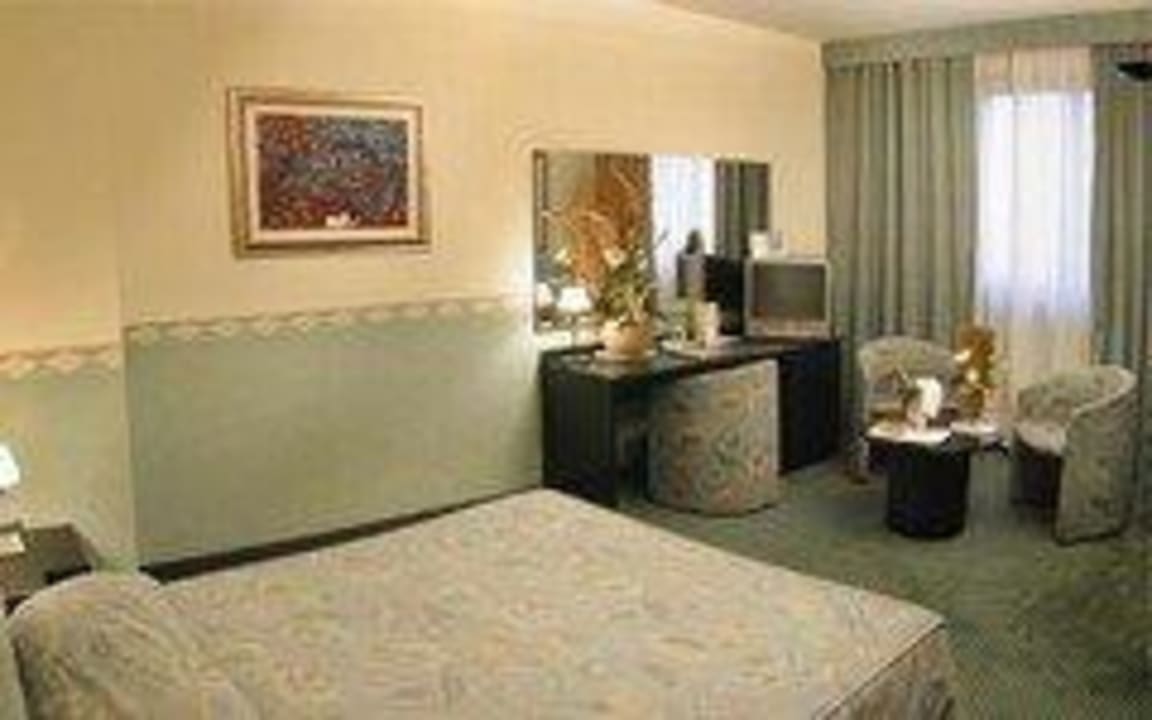 Double room Pacific Hotel Airport