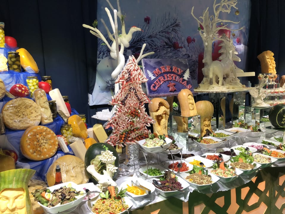 Das Zelt am Strand mit dem Weihnachtsbuffet  Pickalbatros White Beach Resort - Hurghada