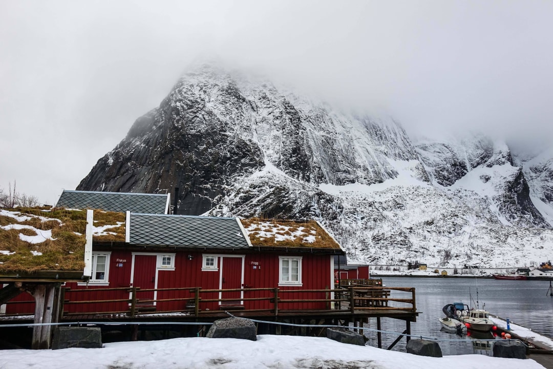 Außenansicht Hotel Reine Rorbuer