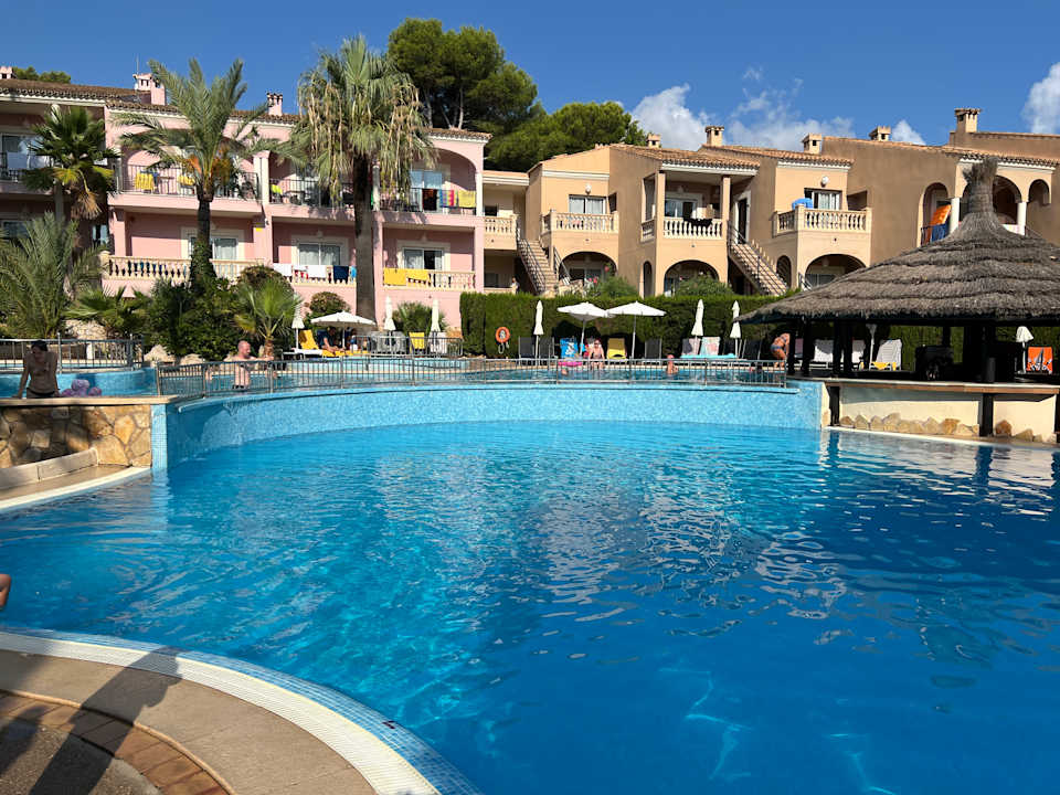 Pool R2 Lago Playa Park