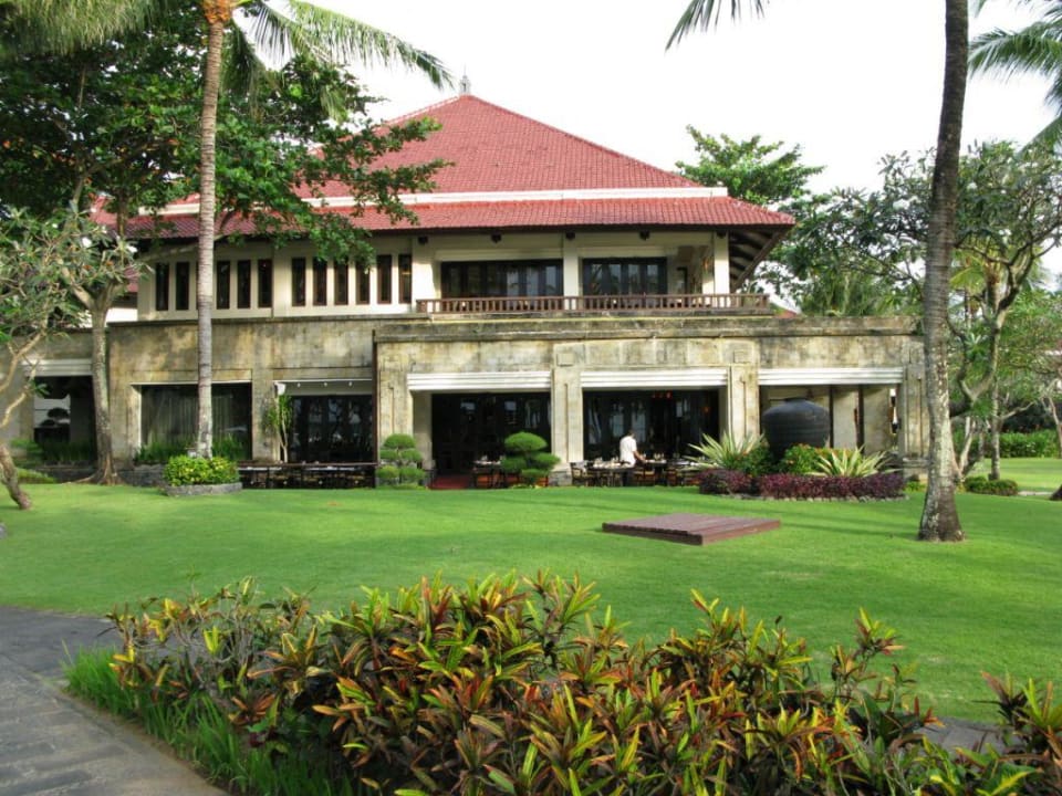 Restaurant Bella Singaraja InterContinental Bali Resort