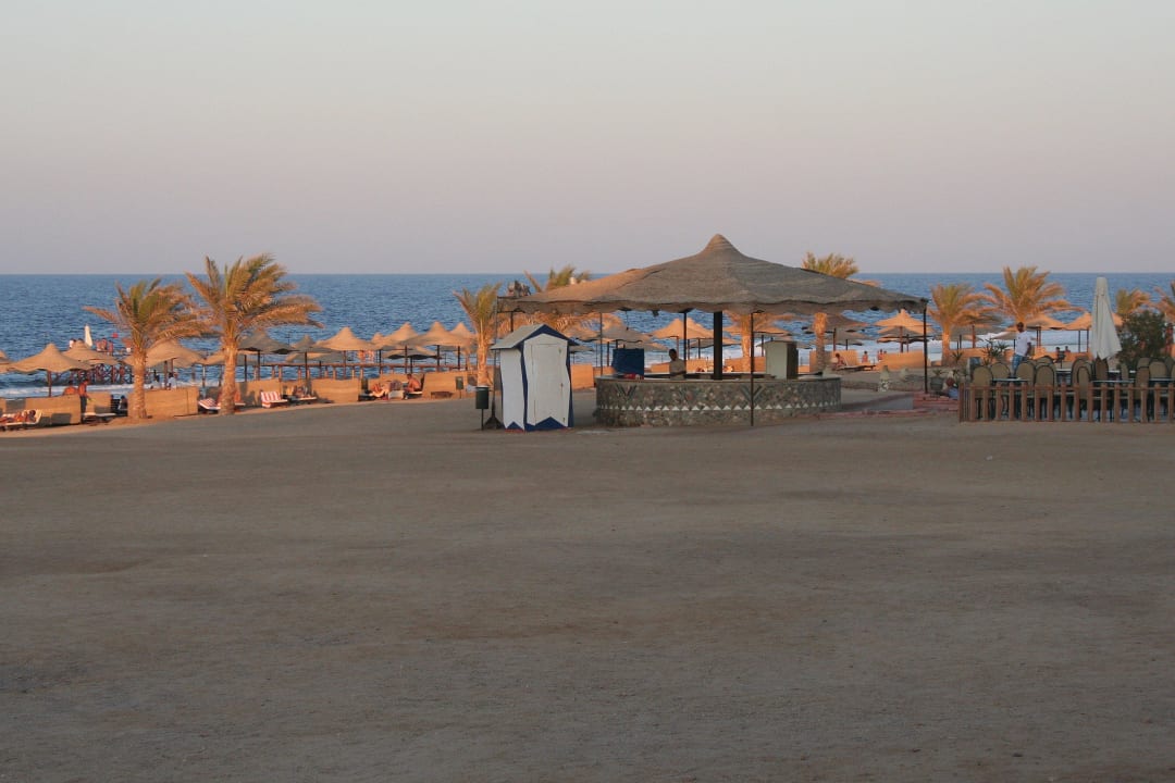 Bar Three Corners Sea Beach Resort