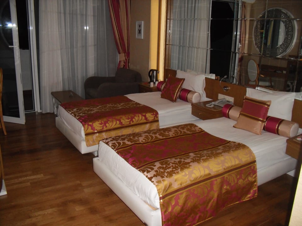 Gemütliche Betten Granada Luxury Okurcalar