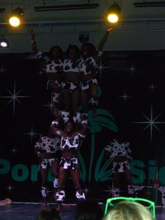 Animations Abendprogramm  Port Side Resort Hotel