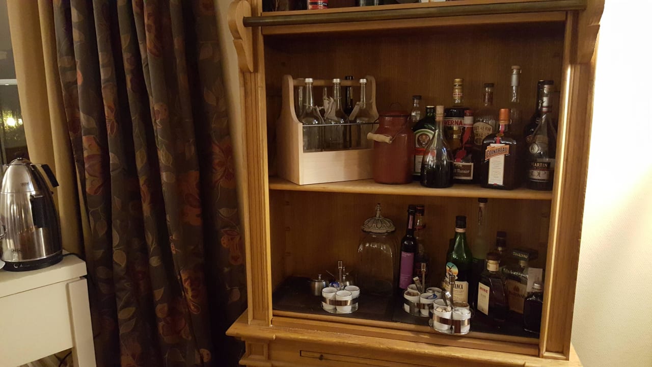 Restaurant und Barbereich Hotel Ampervilla