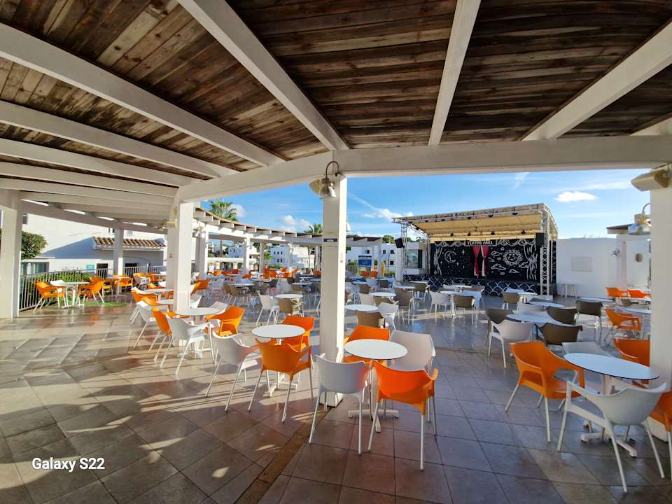 Gastro Gavimar Ariel Chico Club & Resort