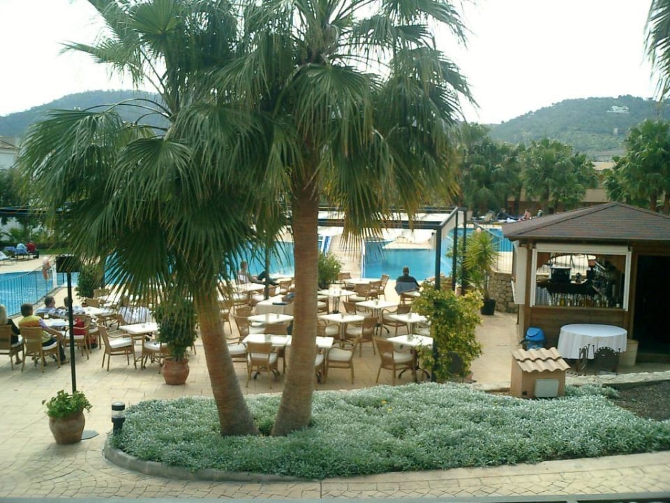 Poolbar Mon Port Hotel & Spa