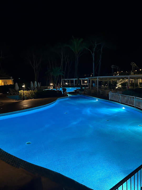 Pool Iberostar Waves Pinos Park