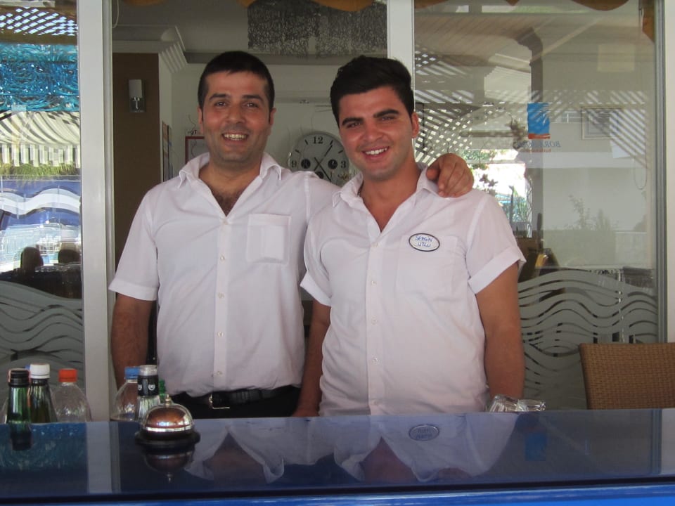 Sezgin und der Nachtportier Bora Bora Butik Hotel
