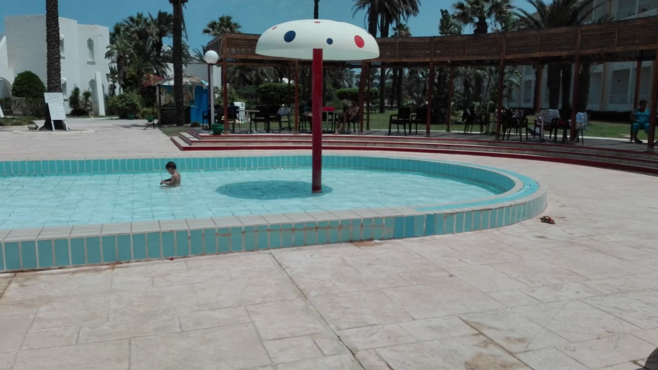 Pool Ruspina Beach Resort