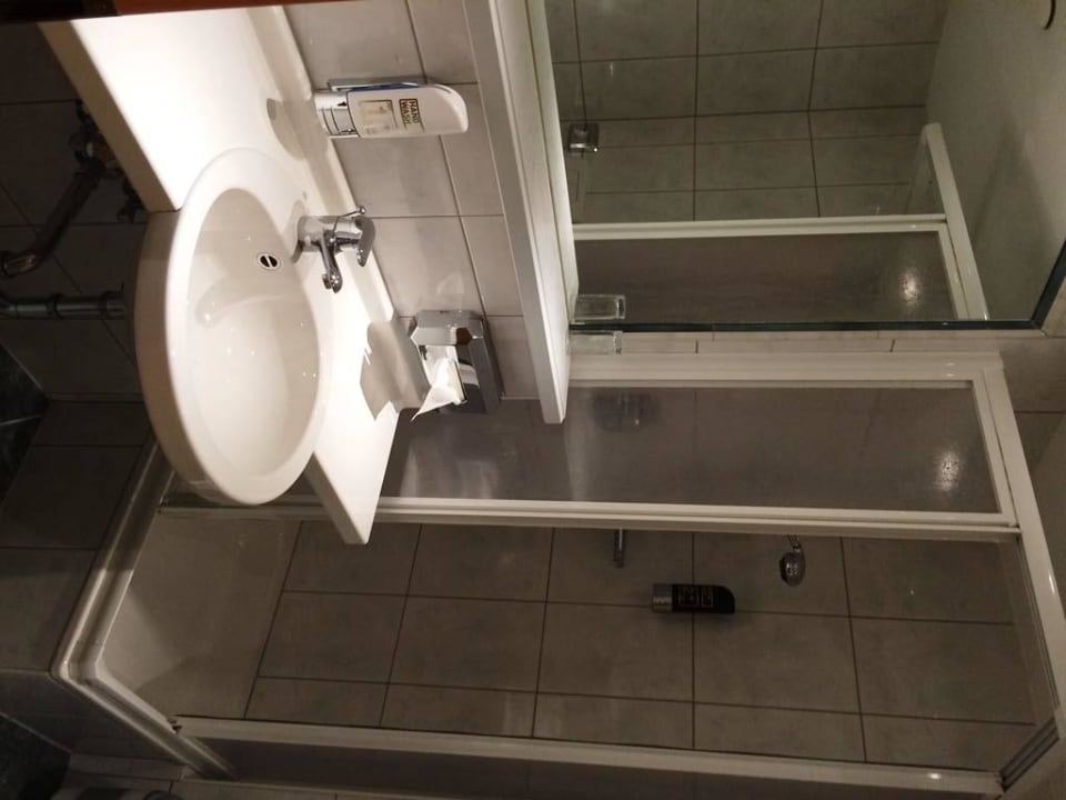 Bad & Dusche Berghotel Holzer