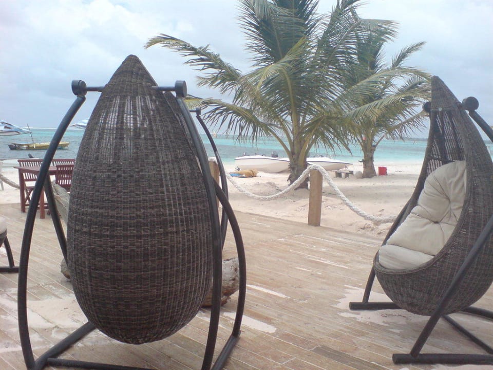Sitzmöglichkeiten am Strand Villas Bavaro Resort & Spa