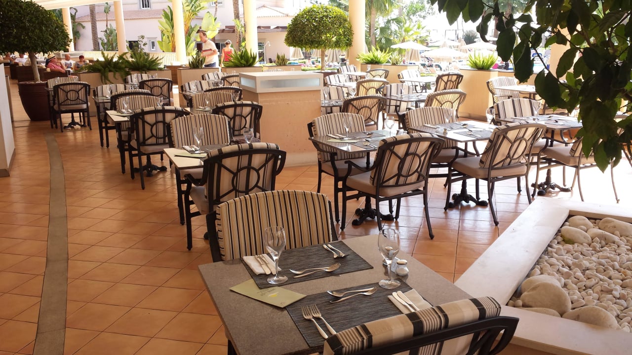 Außenterrasse  Restaurant PortoBay Blue Ocean