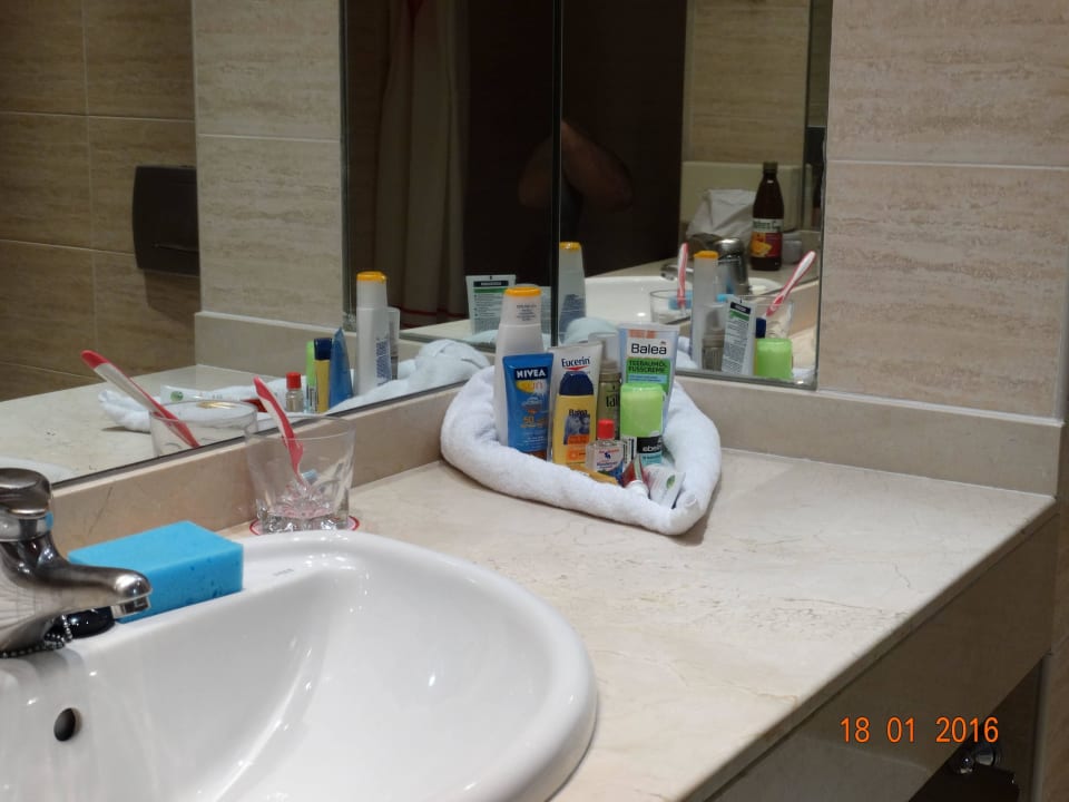 Liebevolles Detail vom Zimmerservice Hotel Costa Calero