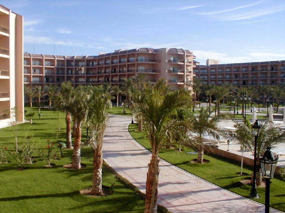 Hotel Siva Grand Beach