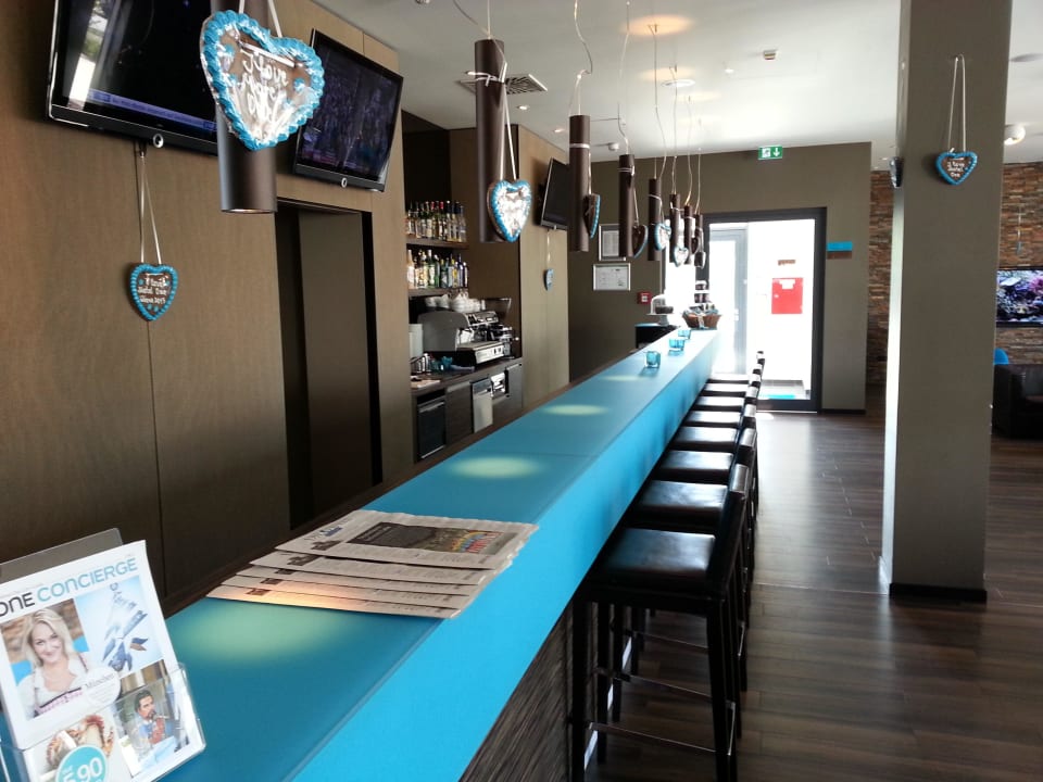 Check-Inn Motel One München-Garching
