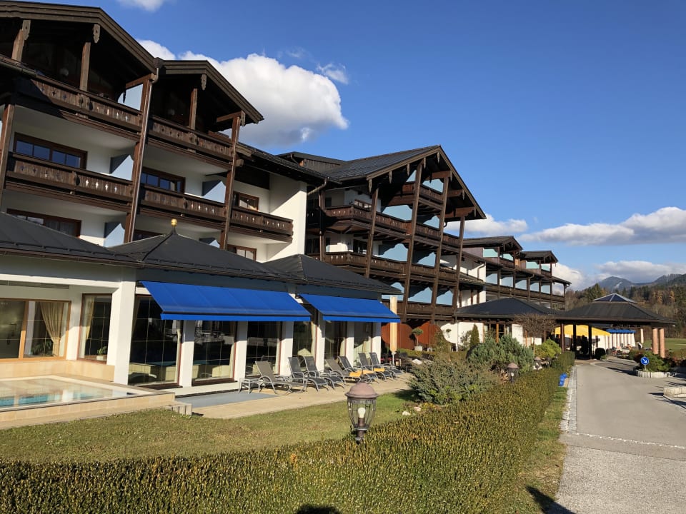 Außenansicht Wellnesshotel Zechmeisterlehen
