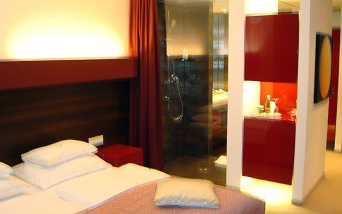 Schönes und großes Zimmer Asia Hotel & Spa Leoben