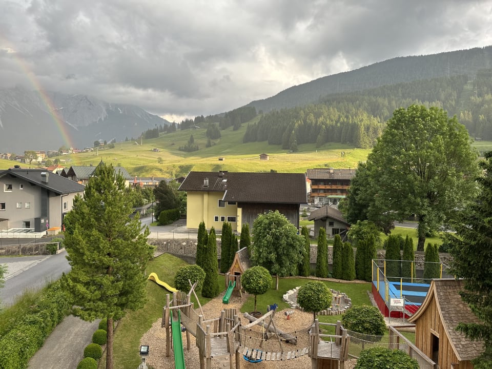 Gartenanlage Alpendomizil Zugspitze - Appartements & Lodges