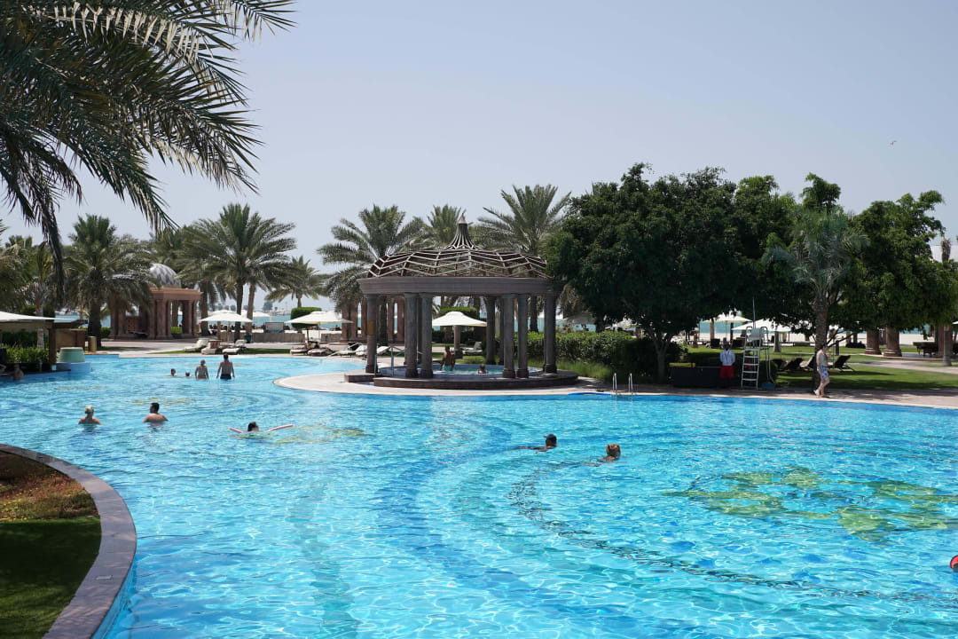Pool Emirates Palace Mandarin Oriental