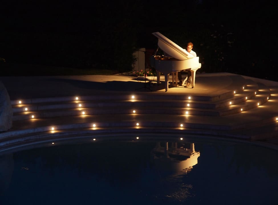 Klavierbegleitung bei Ferragosto Aldiana Club Rocca Nettuno Calabria