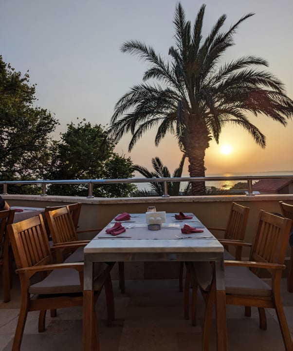 Gastro Melas Resort Hotel