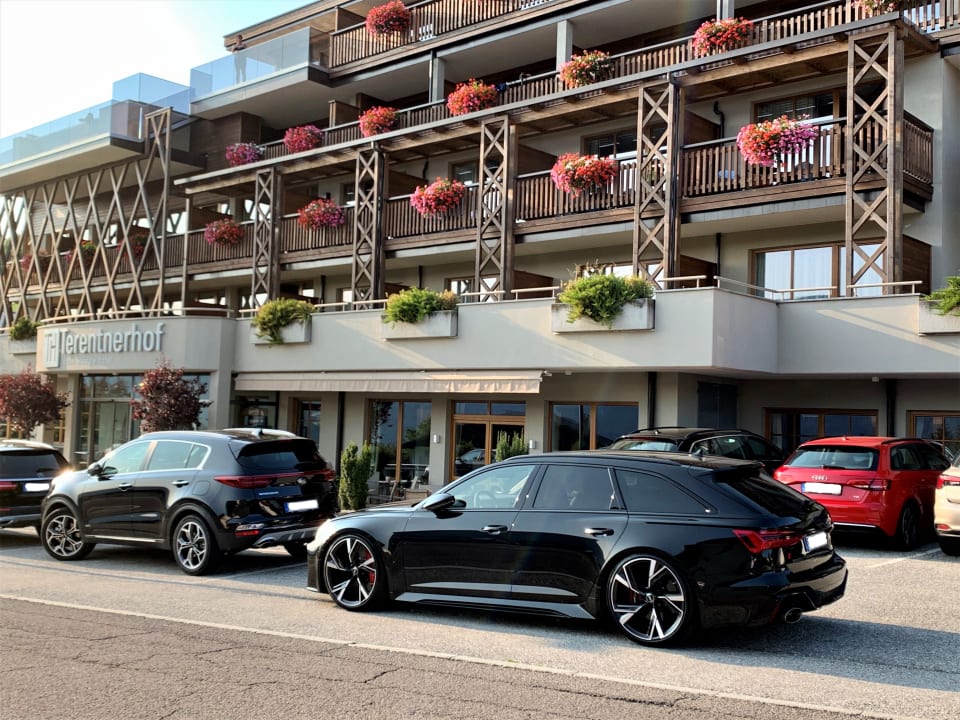 Außenansicht Hotel Terentnerhof