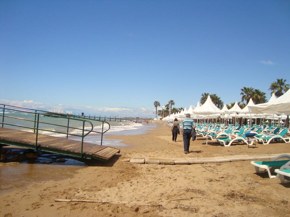 Sehr schöner Strandabschnitt Turquoise Hotel