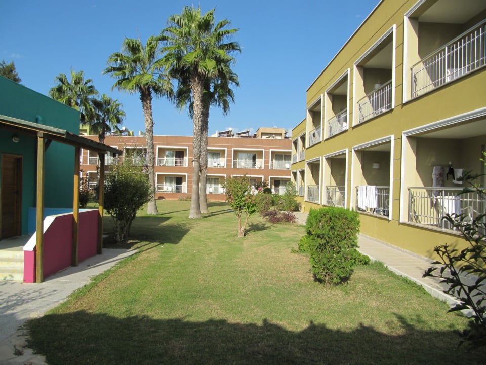 Außenansicht Kamelya Aishen Club