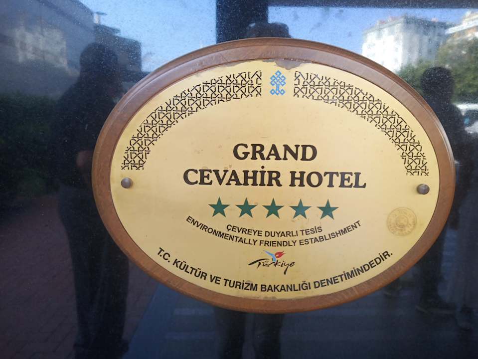 Außenansicht Grand Cevahir Hotel
