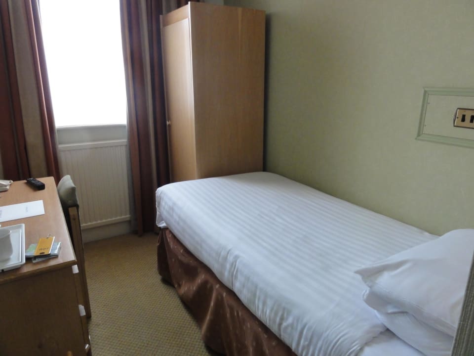 Zimmer  Phoenix Hotel