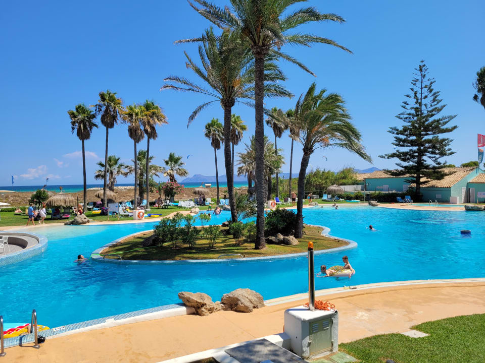 Pool Playa Esperanza Resort