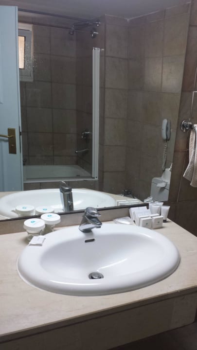 Sauberes Bad Lindos Royal Resort